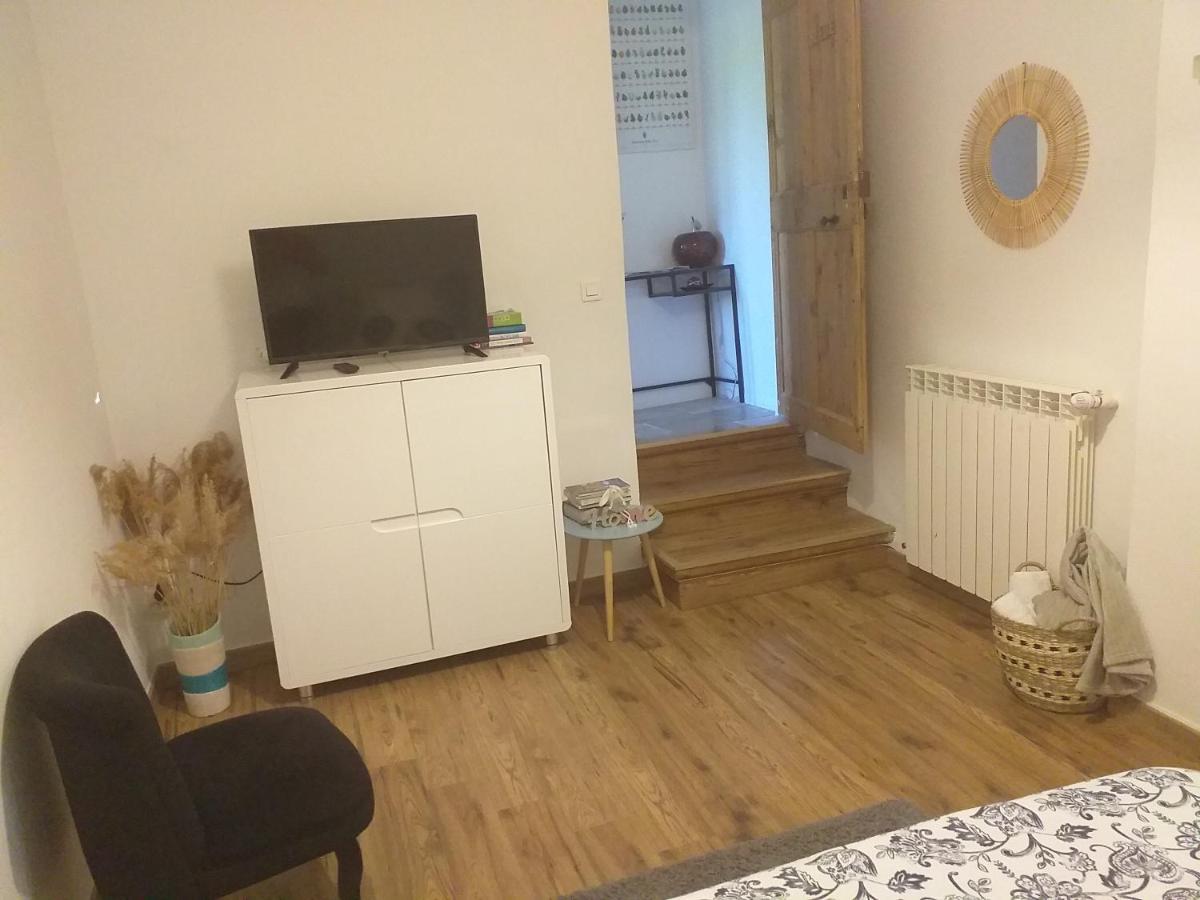 Deux M Bed & Breakfast Villes-sur-Auzon Exterior photo